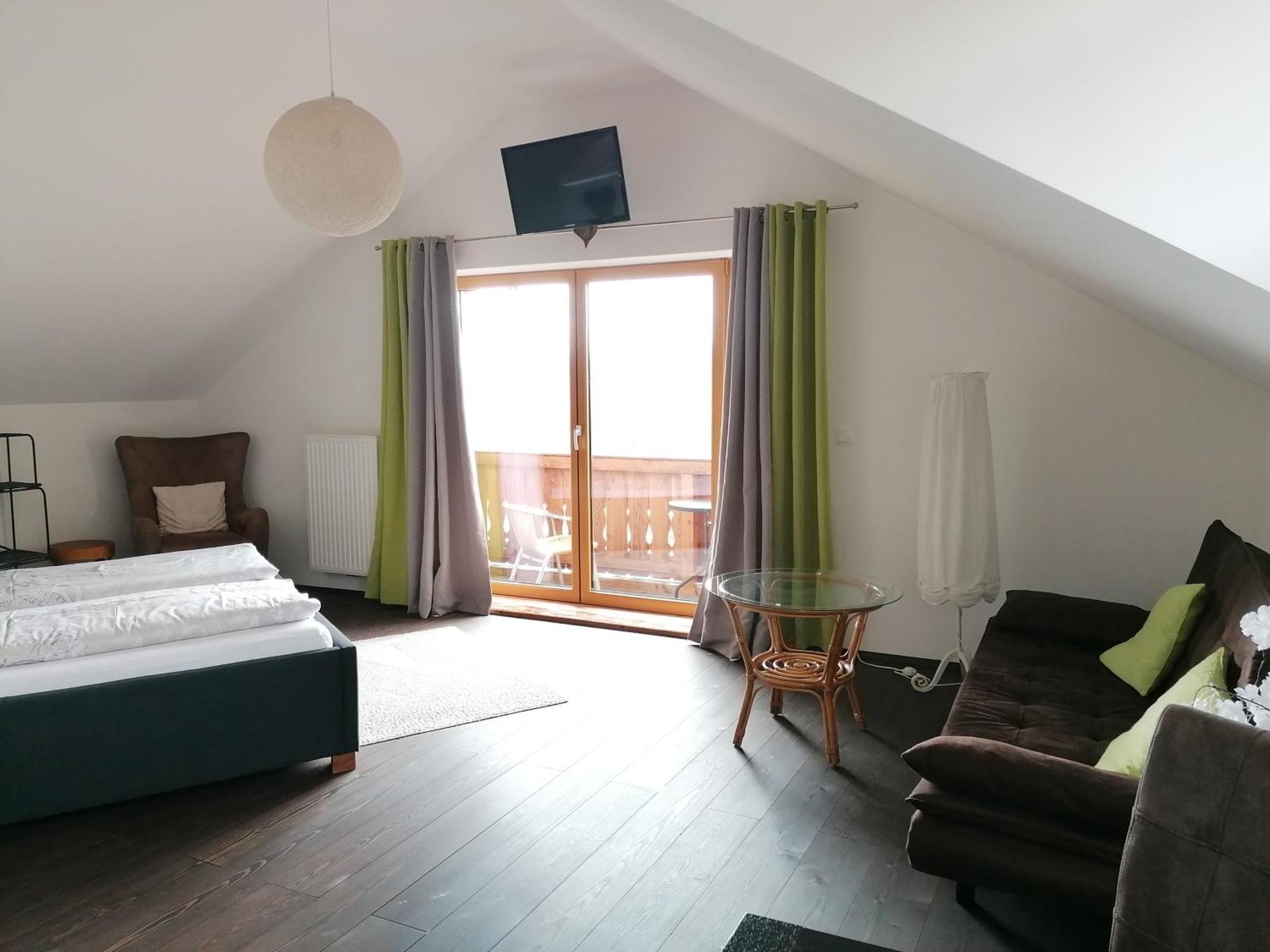 アイゲン・イム・エンスタール Ortnerhof Ennstal Bed & Breakfast エクステリア 写真