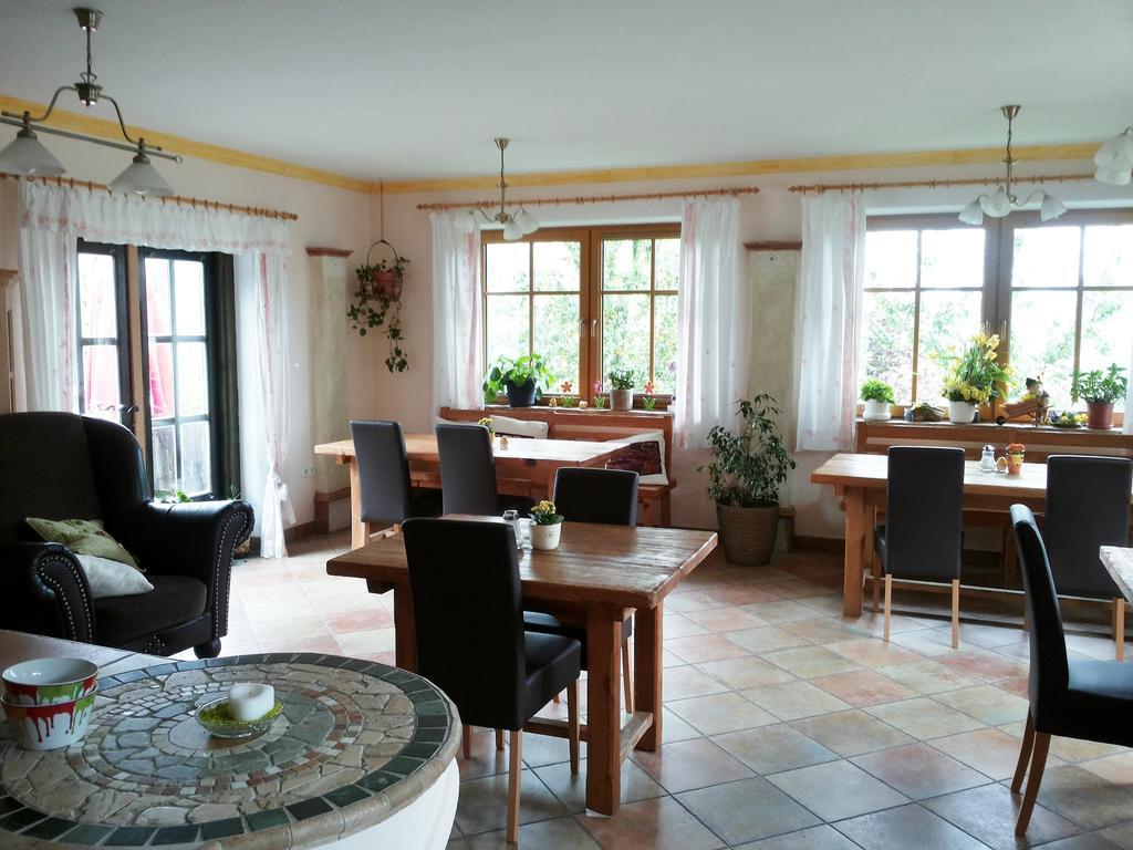 アイゲン・イム・エンスタール Ortnerhof Ennstal Bed & Breakfast 部屋 写真